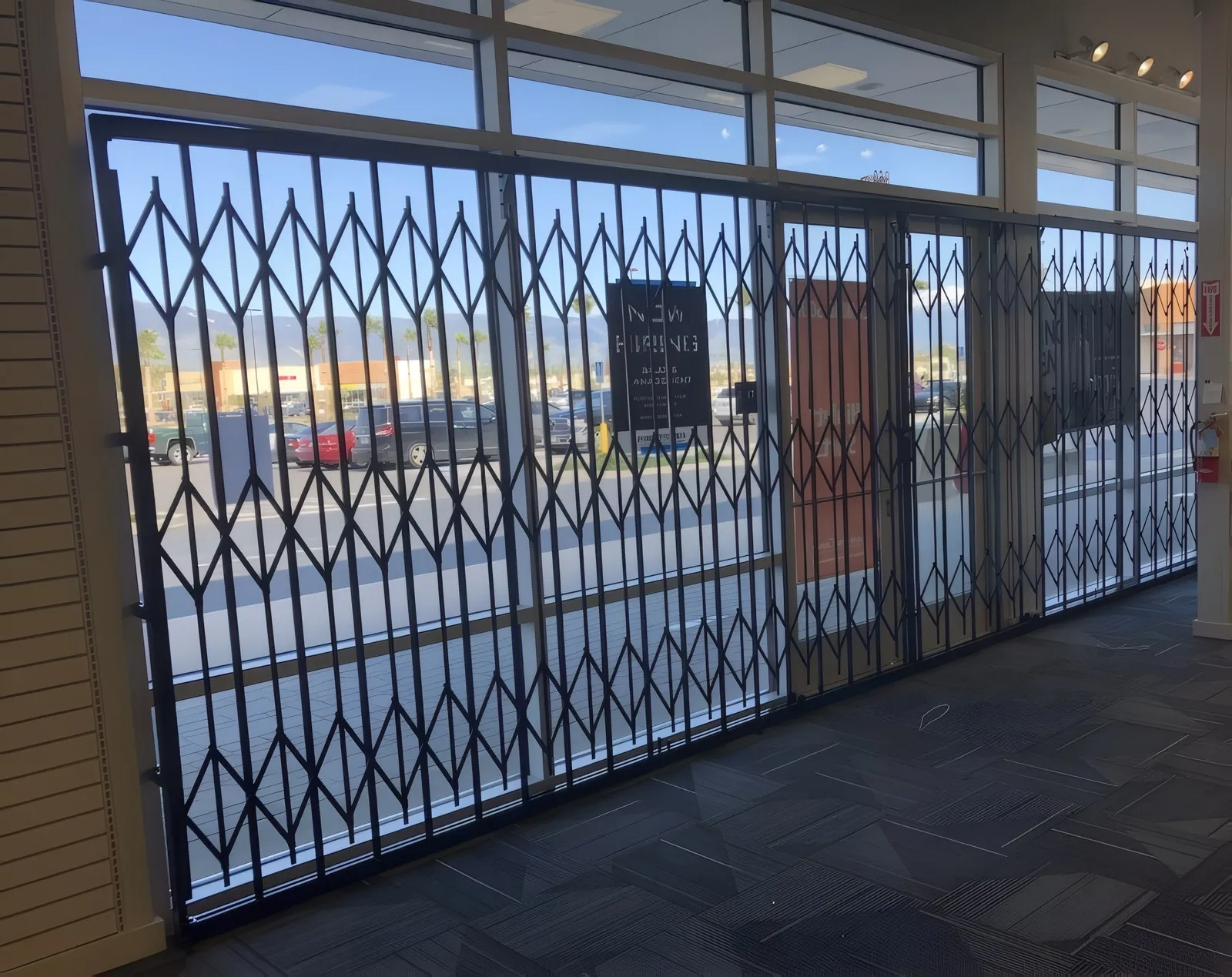 Folding Gate & Rolling Door, foto 4