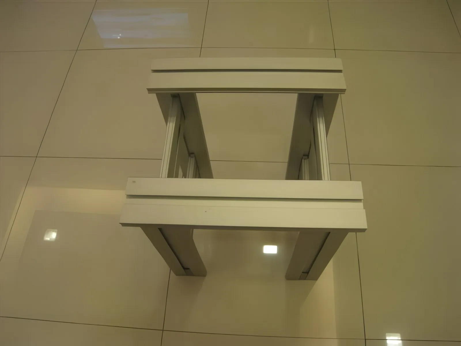 Meja, foto 3